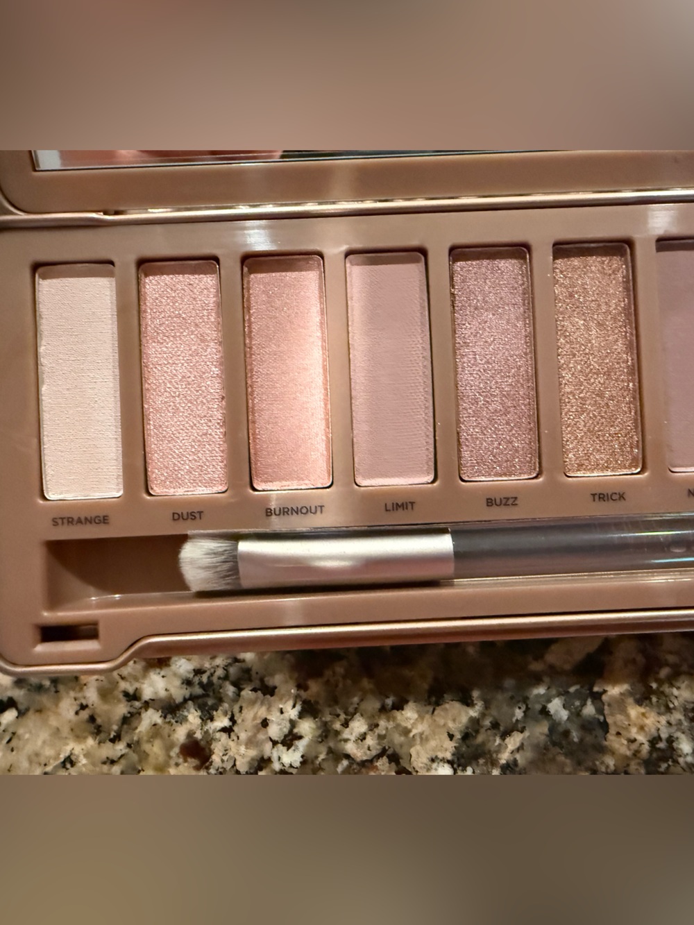 Urban Decay Naked3 Eyeshadow Palette - Rose - Picture 4 of 6